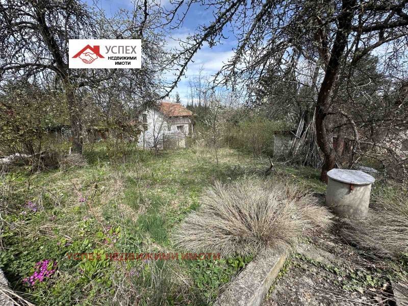 Продава ВИЛА, с. Долни Окол, област София област, снимка 4 - Вили - 52381079