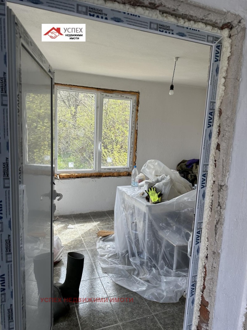 Продава ВИЛА, с. Долни Окол, област София област, снимка 6 - Вили - 52381079