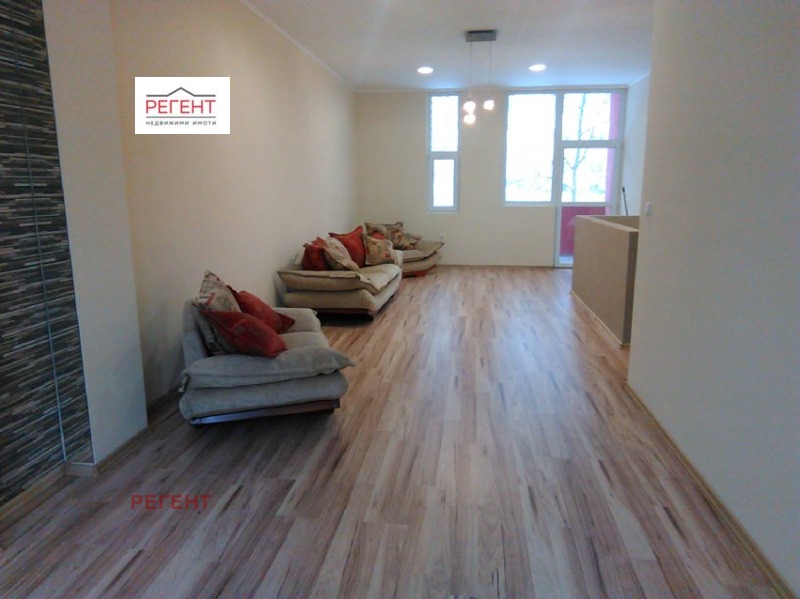 For Sale  Shop Gabrovo , Tsentar , 80 sq.m | 10687588