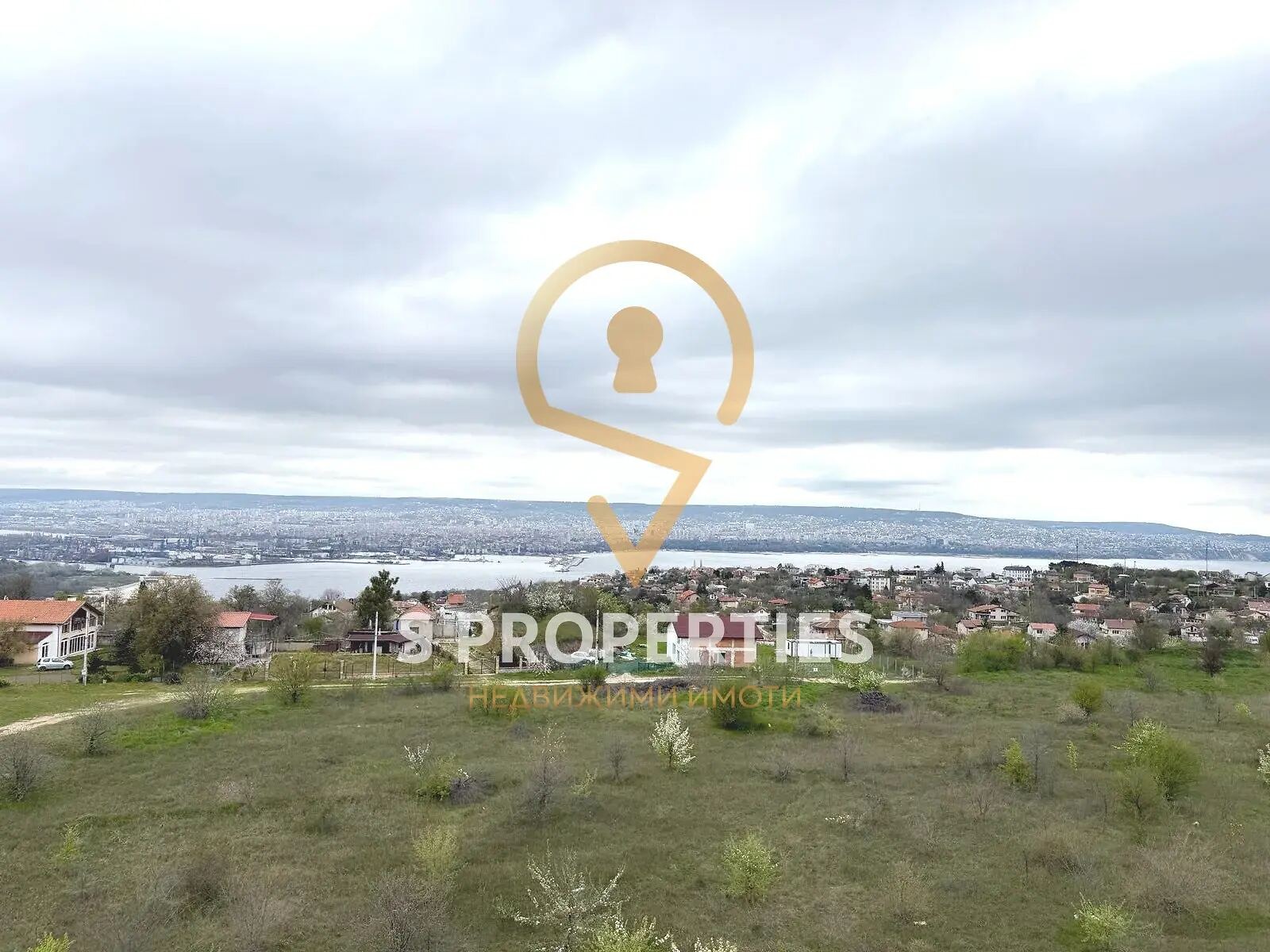 Продава МЕЗОНЕТ, гр. Варна, Галата, снимка 3 - Апартаменти - 54689296