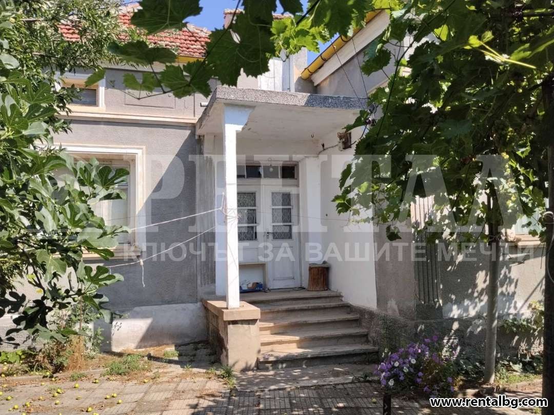Продава КЪЩА, с. Чоба, област Пловдив