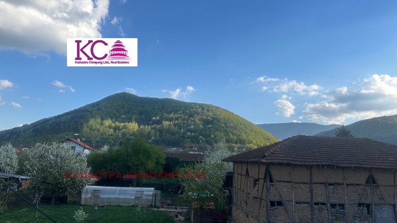 Продава КЪЩА в област София, с. Врачеш - 280 кв.м / 280 000 € » 547 632.40 лв., КАДАСТРА КЪМПАНИ ООД