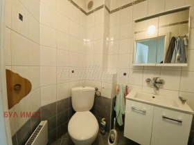 1 chambre Festivalen kompleks, Varna 13