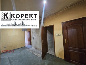 2 bedroom Idealen tsentar, Pleven 3