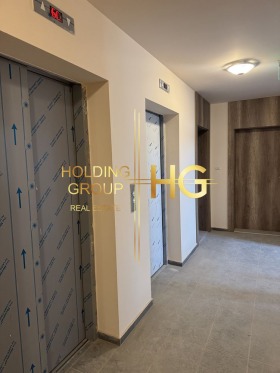 2 sypialnie Grand Mol, Warna 13