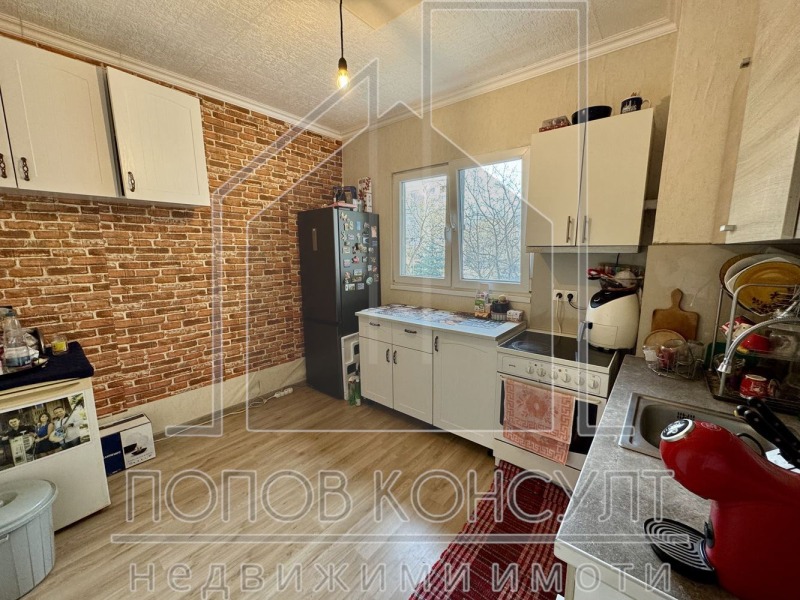 Продава 4-СТАЕН, гр. Пловдив, Кючук Париж, снимка 3 - Апартаменти - 53596149