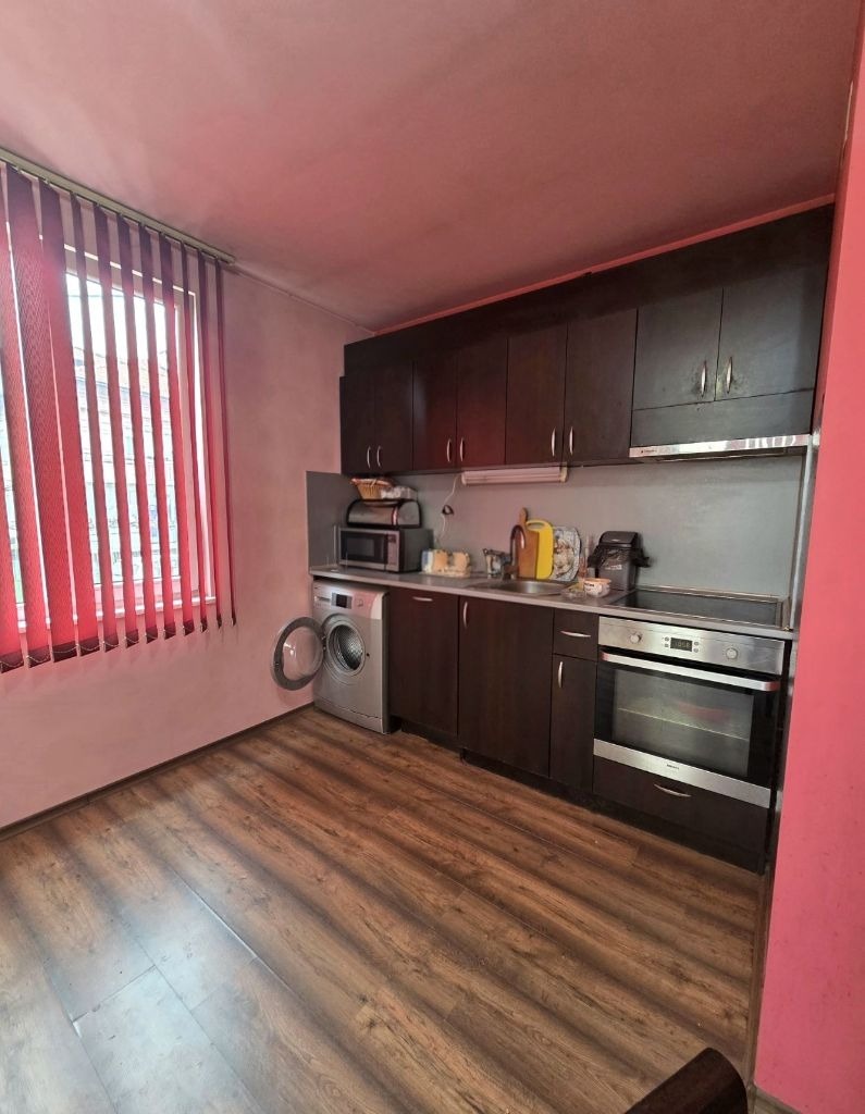 Продава ЕТАЖ ОТ КЪЩА, гр. Кюстендил, Бузлуджа, снимка 2 - Етаж от къща - 53911754