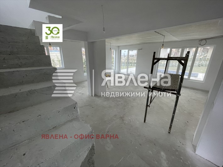 Продава КЪЩА, гр. Варна, м-т Долна Трака, снимка 3 - Къщи - 49277579