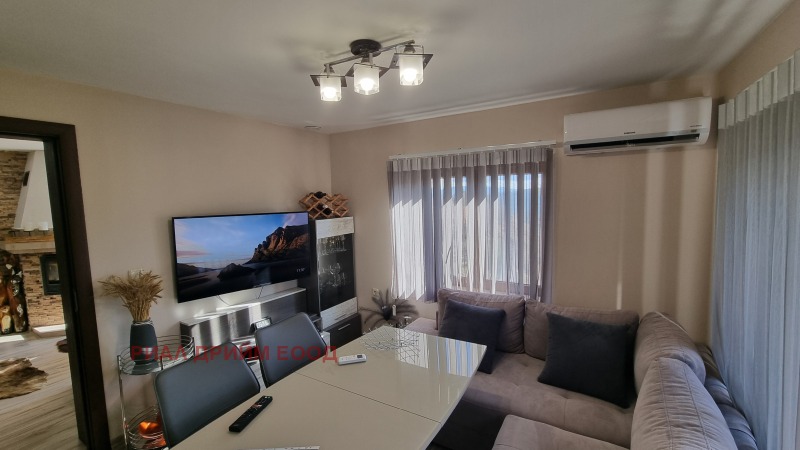 Продава КЪЩА, с. Оряховец, област Смолян, снимка 9 - Къщи - 53281024