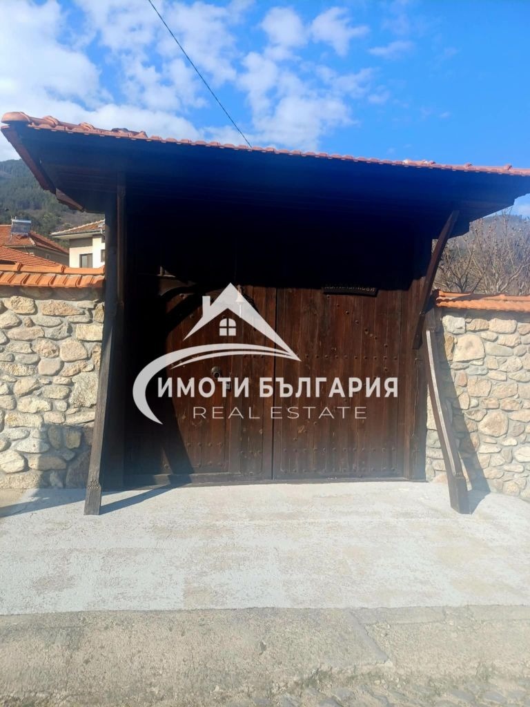 Продава КЪЩА, гр. Клисура, област Пловдив, снимка 13 - Къщи - 53910089