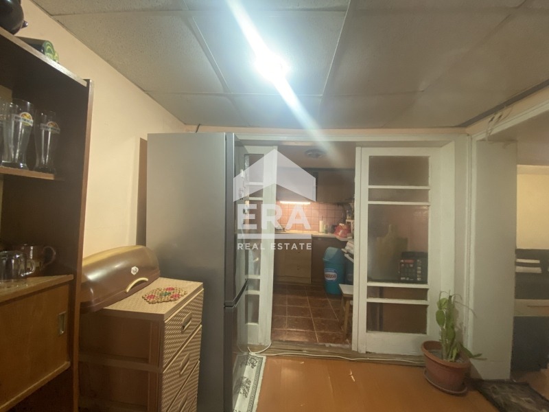 Продава КЪЩА, с. Ветрино, област Варна, снимка 16 - Къщи - 55790424