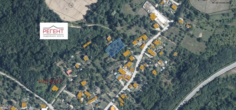 Na prodej  Spiknutí oblast Gabrovo , Dumnici , 990 m2 | 35601308
