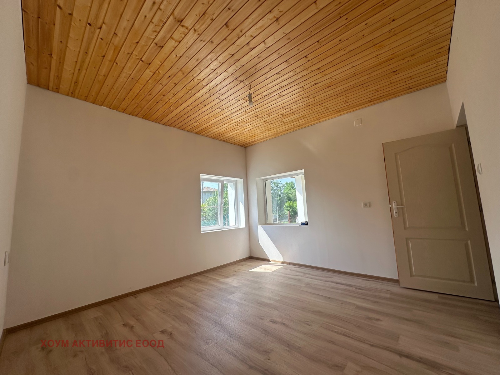 Продава КЪЩА, с. Змеево, област Добрич, снимка 11 - Къщи - 55044857