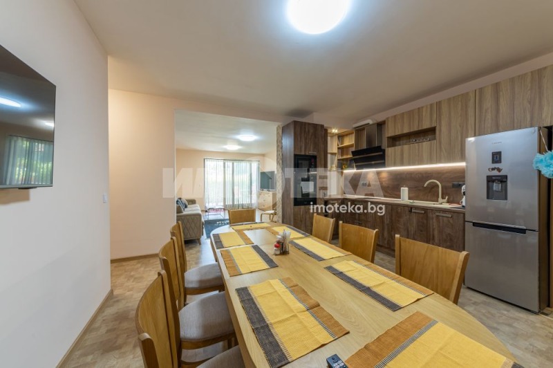 À vendre  2 chambres Varna , k.k. Sv.Sv. Konstantin i Elena , 150 m² | 27888598 - image [7]