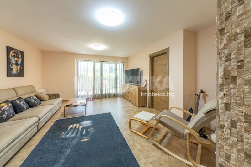 À vendre  2 chambres Varna , k.k. Sv.Sv. Konstantin i Elena , 150 m² | 27888598 - image [12]