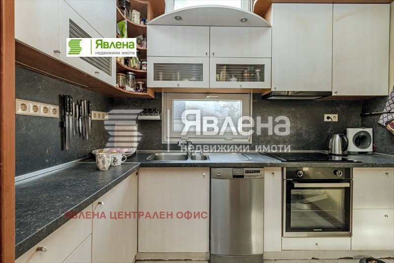 Продава 3-СТАЕН, гр. София, Център, снимка 12 - Aпартаменти - 47427364