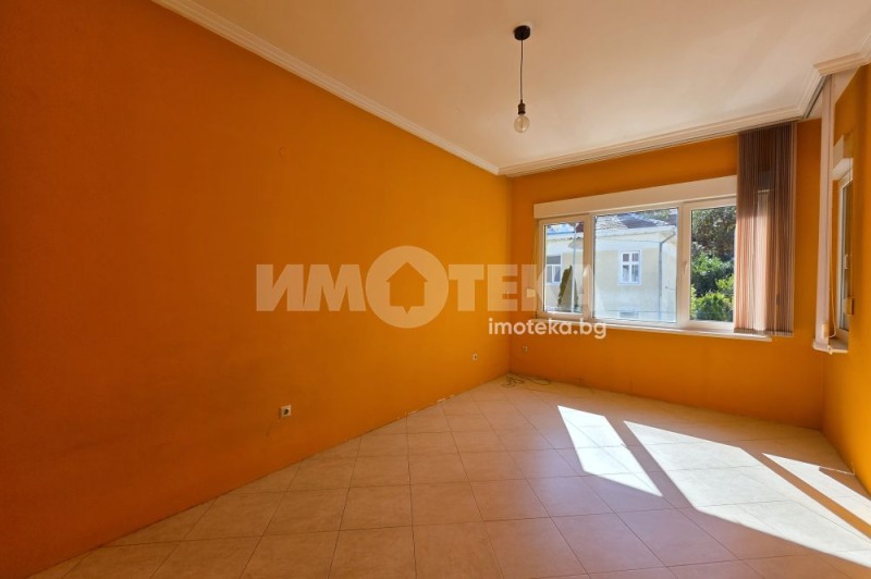Na sprzedaż  2 sypialnie Sofia , Jaworow , 104 mkw | 44815512 - obraz [3]