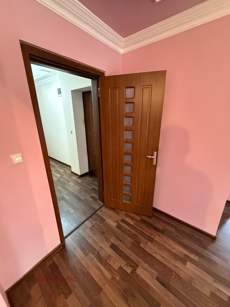 Продава  3-стаен област Кърджали , гр. Момчилград , 140 кв.м | 97843648 - изображение [14]