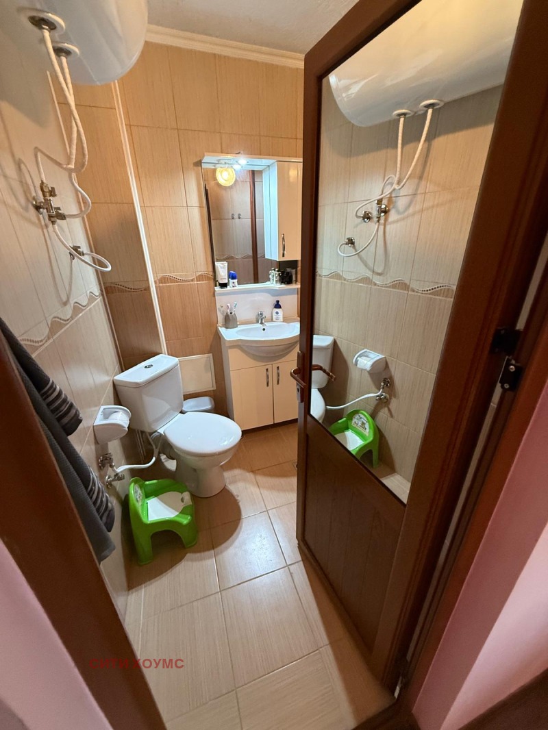 Продава  3-стаен област Кърджали , гр. Момчилград , 140 кв.м | 97843648 - изображение [8]
