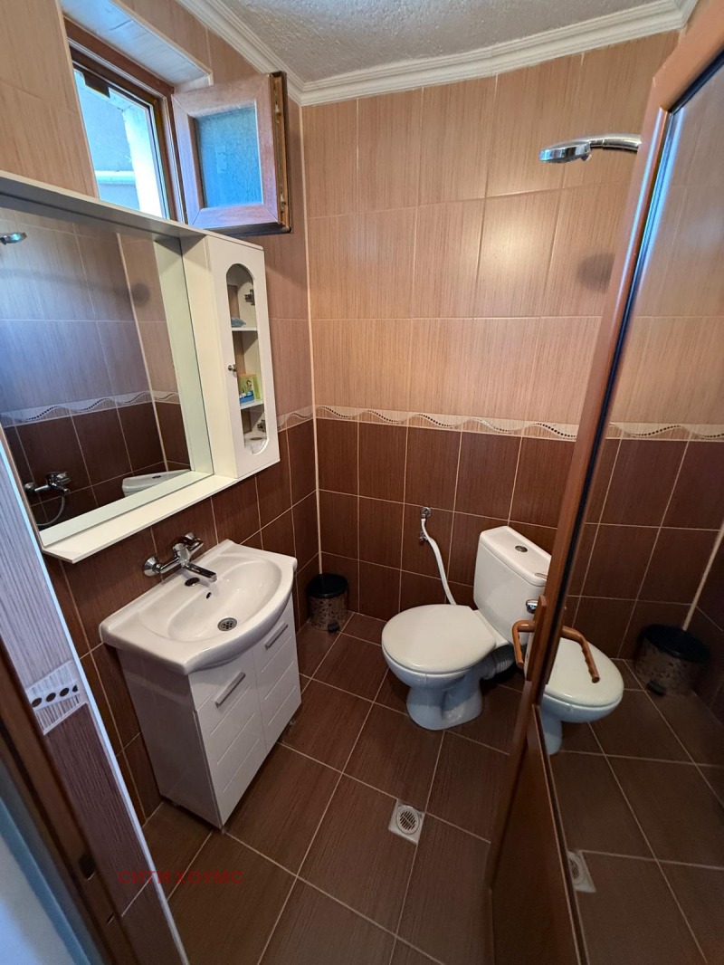 Продава  3-стаен област Кърджали , гр. Момчилград , 140 кв.м | 97843648 - изображение [9]