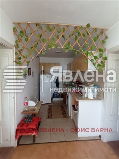 Продава КЪЩА, с. Ветрино, област Варна, снимка 10 - Къщи - 48301996