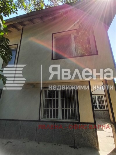 Продава КЪЩА, с. Ветрино, област Варна, снимка 3 - Къщи - 48301996