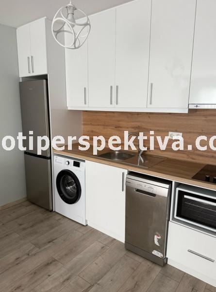 Продава 2-СТАЕН, гр. Пловдив, Кючук Париж, снимка 3 - Aпартаменти - 49525377