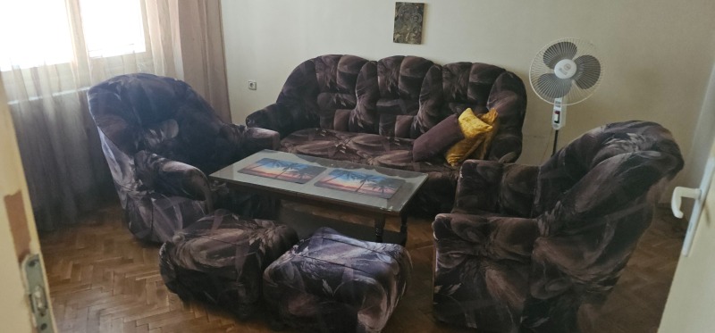 Продава  4-стаен град Перник , Център , 108 кв.м | 73697841 - изображение [3]