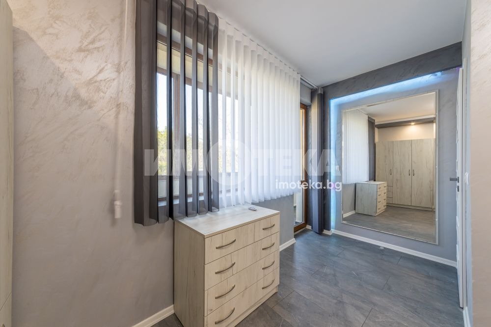 Продава 2-СТАЕН, гр. Варна, Бриз, снимка 13 - Апартаменти - 50129371