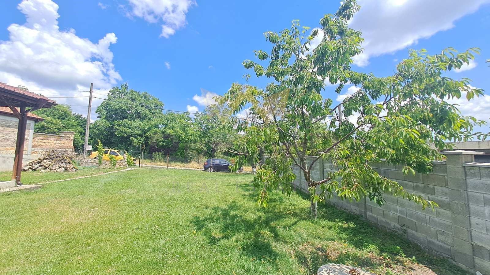 Продава КЪЩА, с. Калиманци, област Варна, снимка 3 - Къщи - 55048401