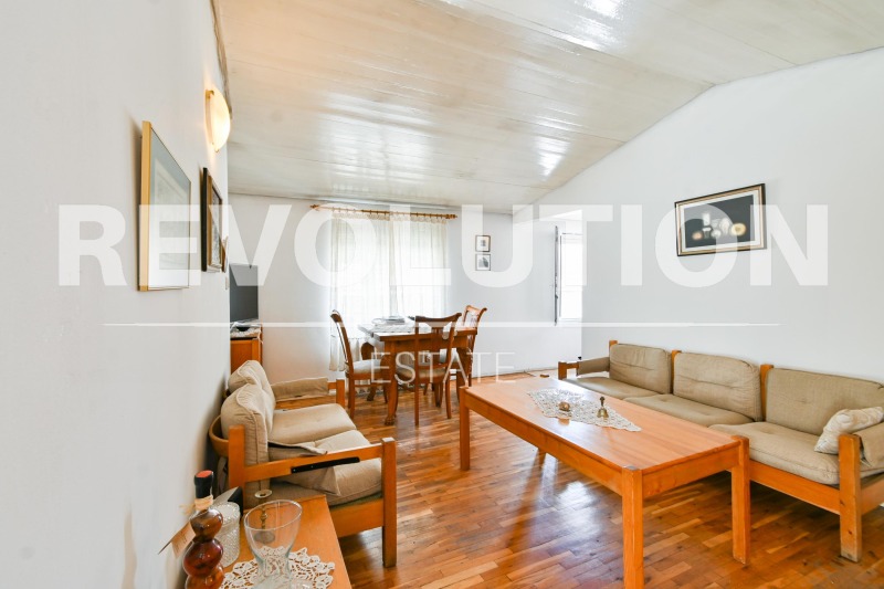 Na prodej  2 ložnice Sofia , Centar , 70 m2 | 18573567 - obraz [4]