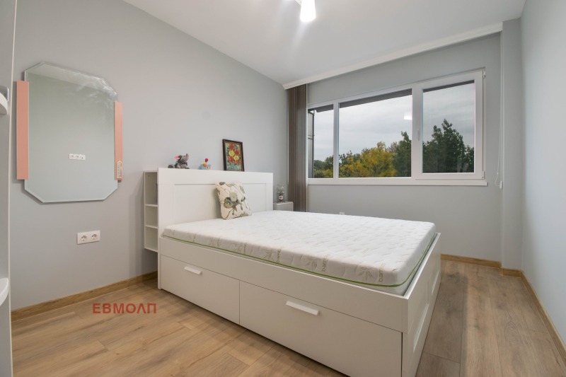 En venta  2 dormitorios Plovdiv , Karshiyaka , 106 metros cuadrados | 56030634 - imagen [15]