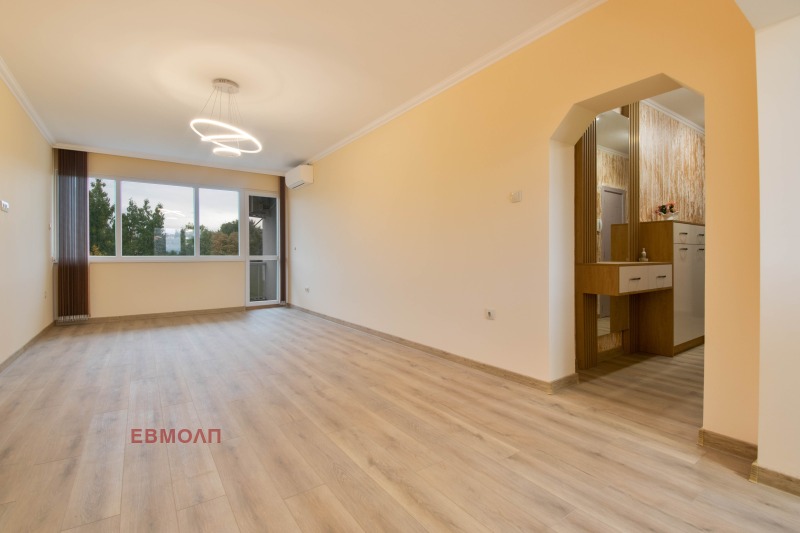 En venta  2 dormitorios Plovdiv , Karshiyaka , 106 metros cuadrados | 56030634 - imagen [14]