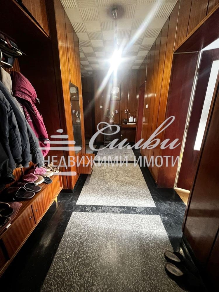 Продава МНОГОСТАЕН, гр. Шумен, Куршун чешма, снимка 10 - Апартаменти - 52602365