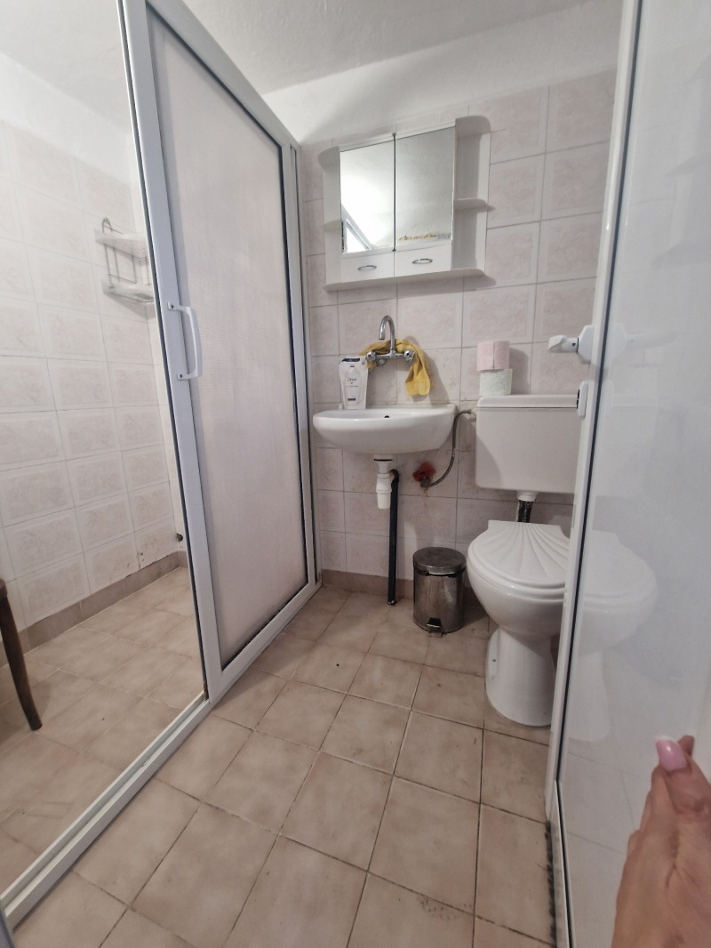 Till salu  Hus region Plovdiv , Sadovo , 104 kvm | 78931596 - bild [14]