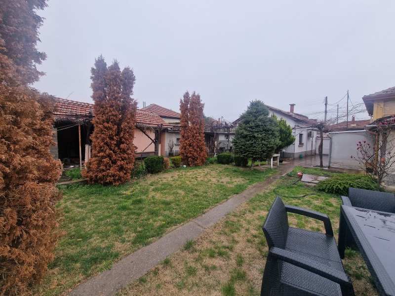 Till salu  Hus region Plovdiv , Sadovo , 104 kvm | 78931596 - bild [5]