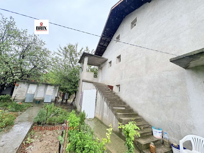 Продава  Къща област Русе , с. Пиргово , 184 кв.м | 32476488 - изображение [2]