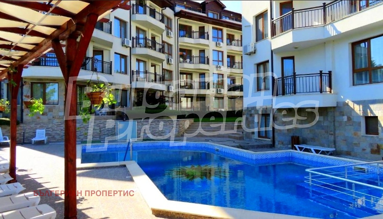 Продава 2-СТАЕН, гр. Бяла, област Варна