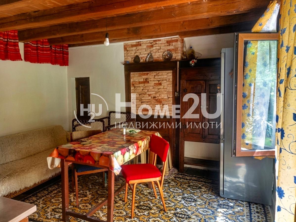 Продава КЪЩА, с. Брягово, област Пловдив, снимка 2 - Къщи - 54225145