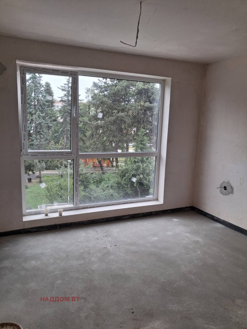 Продава  2-стаен град Велико Търново , Бузлуджа , 68 кв.м | 64122855 - изображение [4]