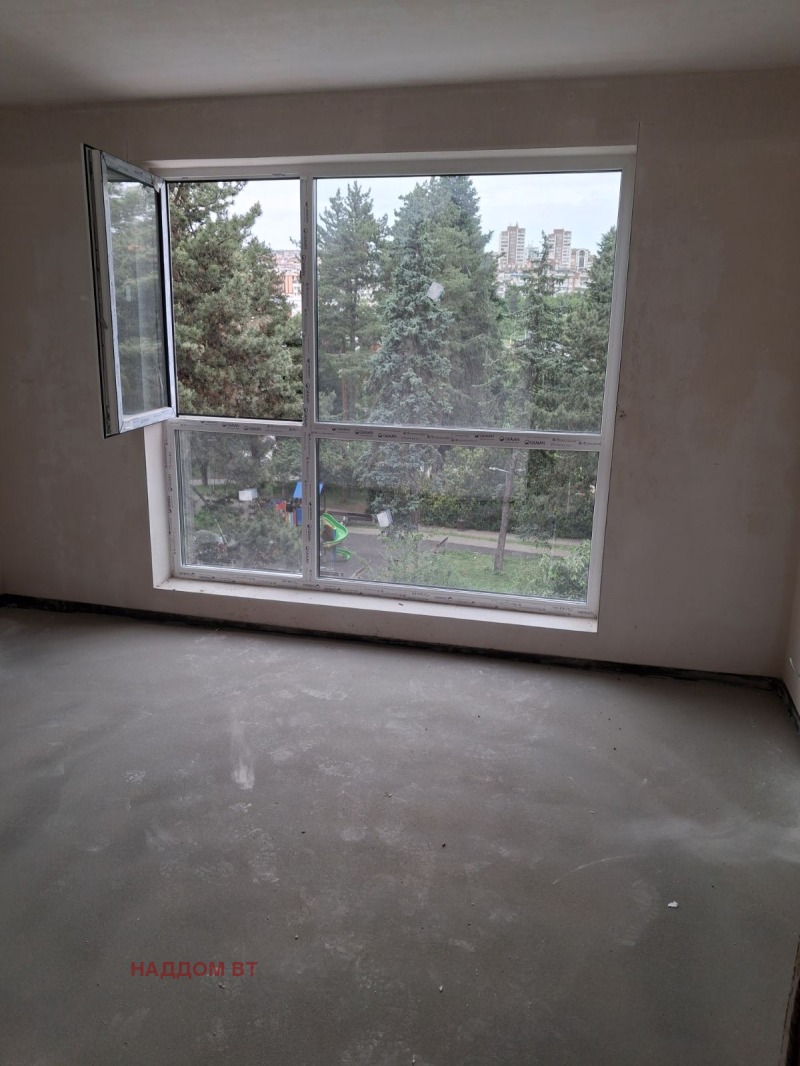Продава  2-стаен град Велико Търново , Бузлуджа , 68 кв.м | 64122855 - изображение [2]