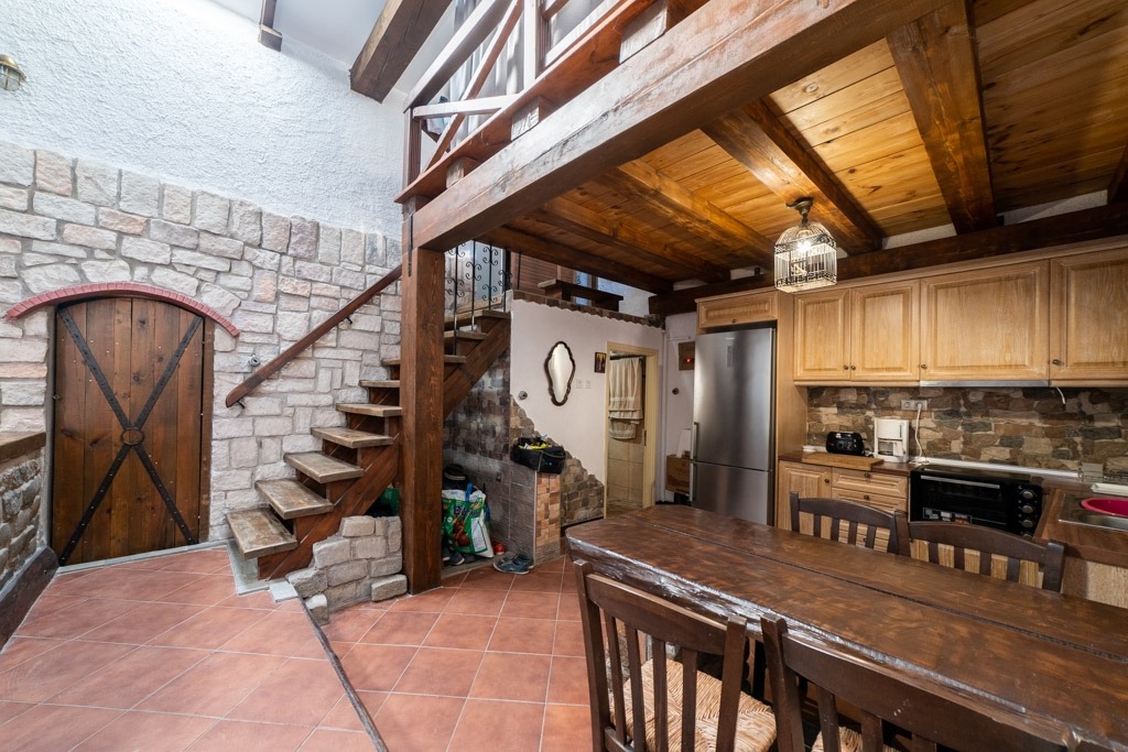 Продава КЪЩА, гр. Варна, Център, снимка 5 - Къщи - 55120888