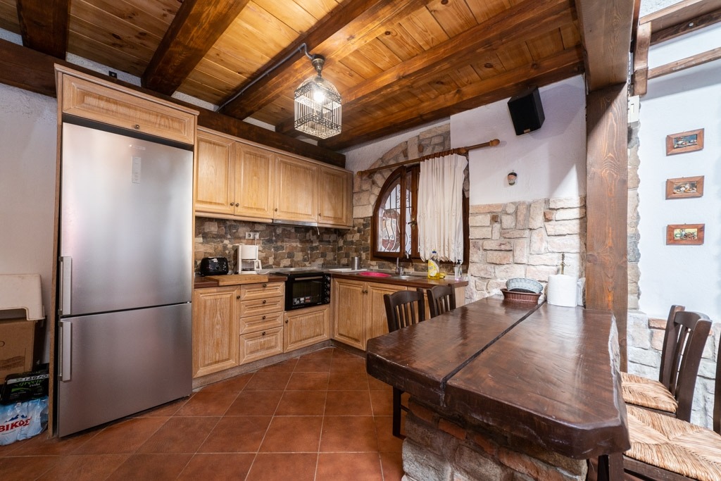 Продава КЪЩА, гр. Варна, Център, снимка 6 - Къщи - 55120888
