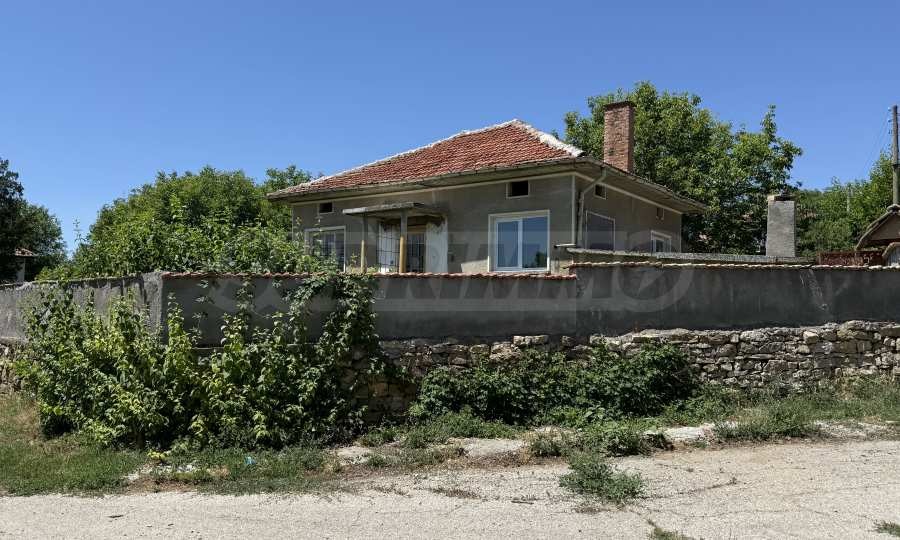 Продава КЪЩА, с. Добромирка, област Габрово, снимка 8 - Къщи - 56721025