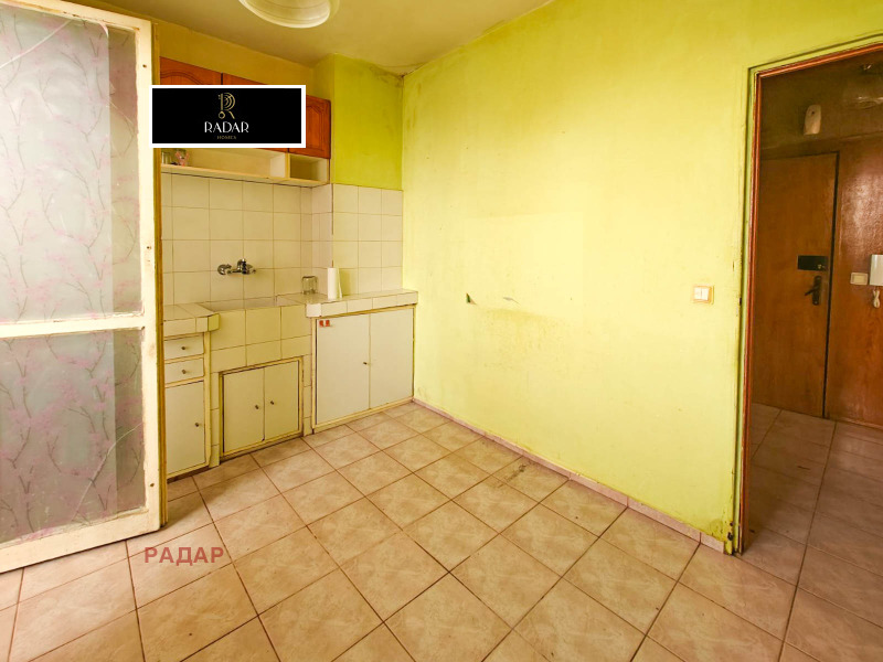 Продава 1-СТАЕН, гр. Сливен, Център, снимка 6 - Апартаменти - 52648610