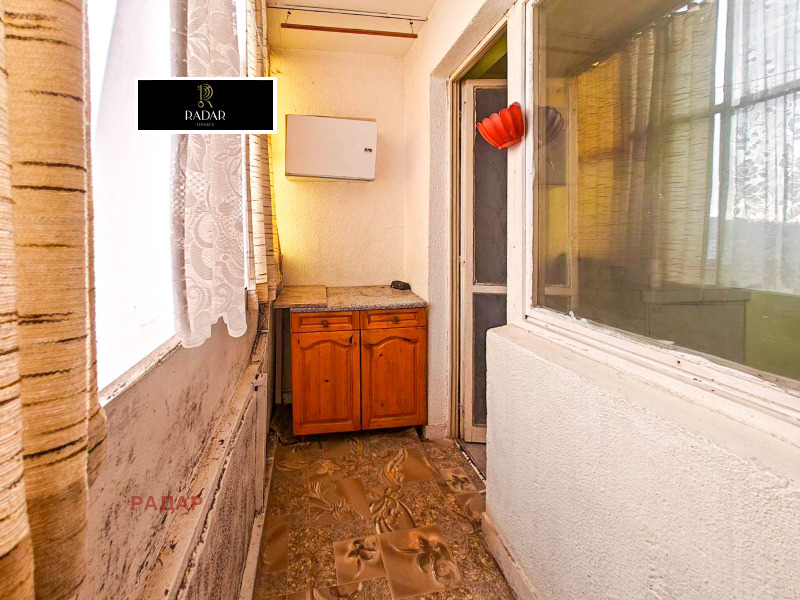 Продава 1-СТАЕН, гр. Сливен, Център, снимка 10 - Апартаменти - 52648610