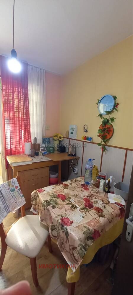 In vendita  2 camere da letto regione Sliven , Nova Zagora , 95 mq | 70915183