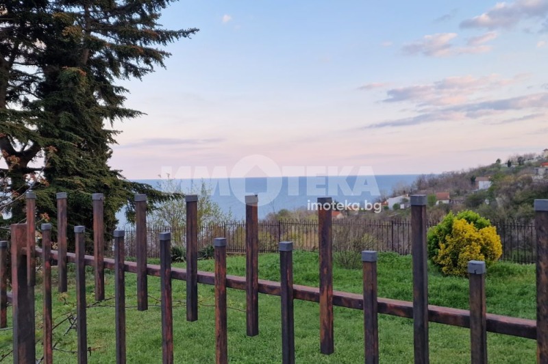 Продава  3-стаен град Варна , Галата , 105 кв.м | 40932044 - изображение [3]