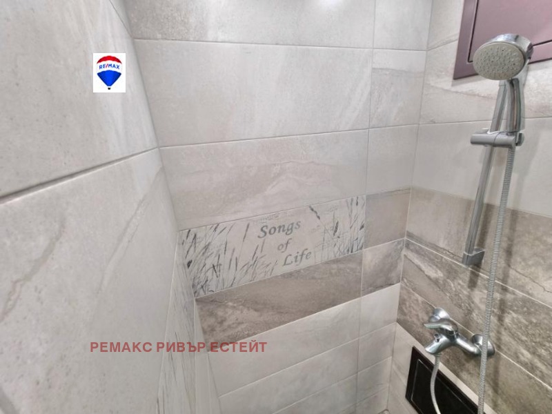 Продава  3-стаен град Русе , Възраждане , 97 кв.м | 34429263 - изображение [12]