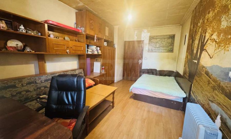 Продава 3-СТАЕН, гр. Велико Търново, Център, снимка 6 - Апартаменти - 52929671